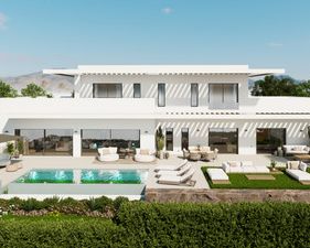 tailor made villa in casares