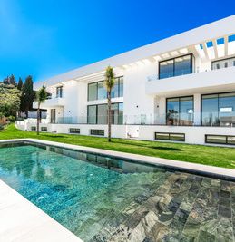 villa paradise - key ready